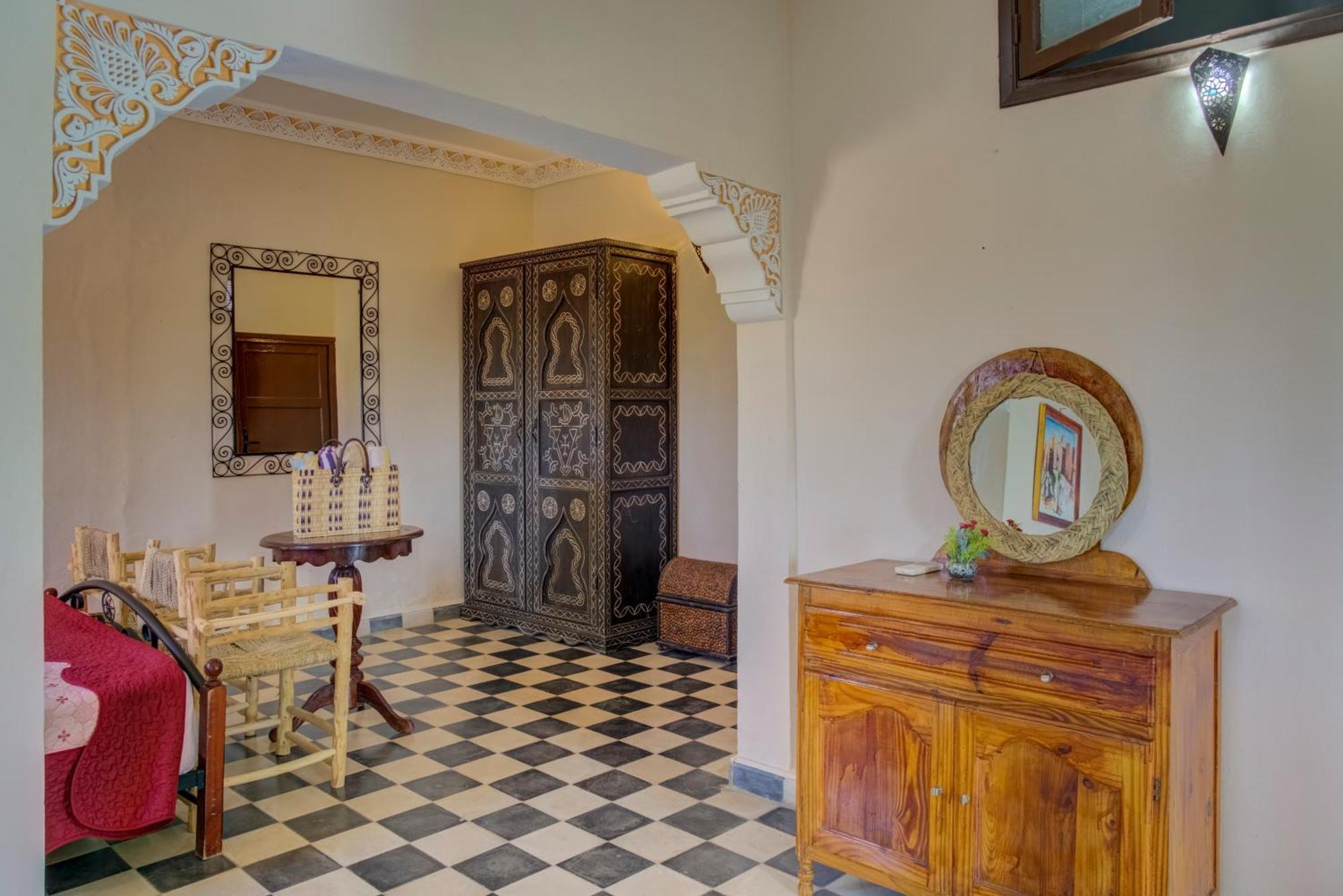 Riad Elaissi 타라우단트 외부 사진
