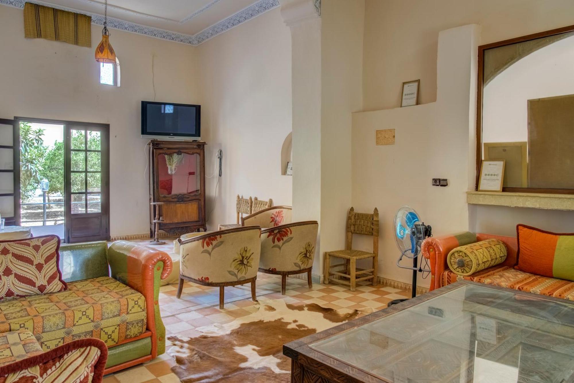 Riad Elaissi 타라우단트 외부 사진